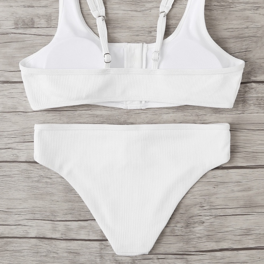 White button front bikini - Picture 2 of 2